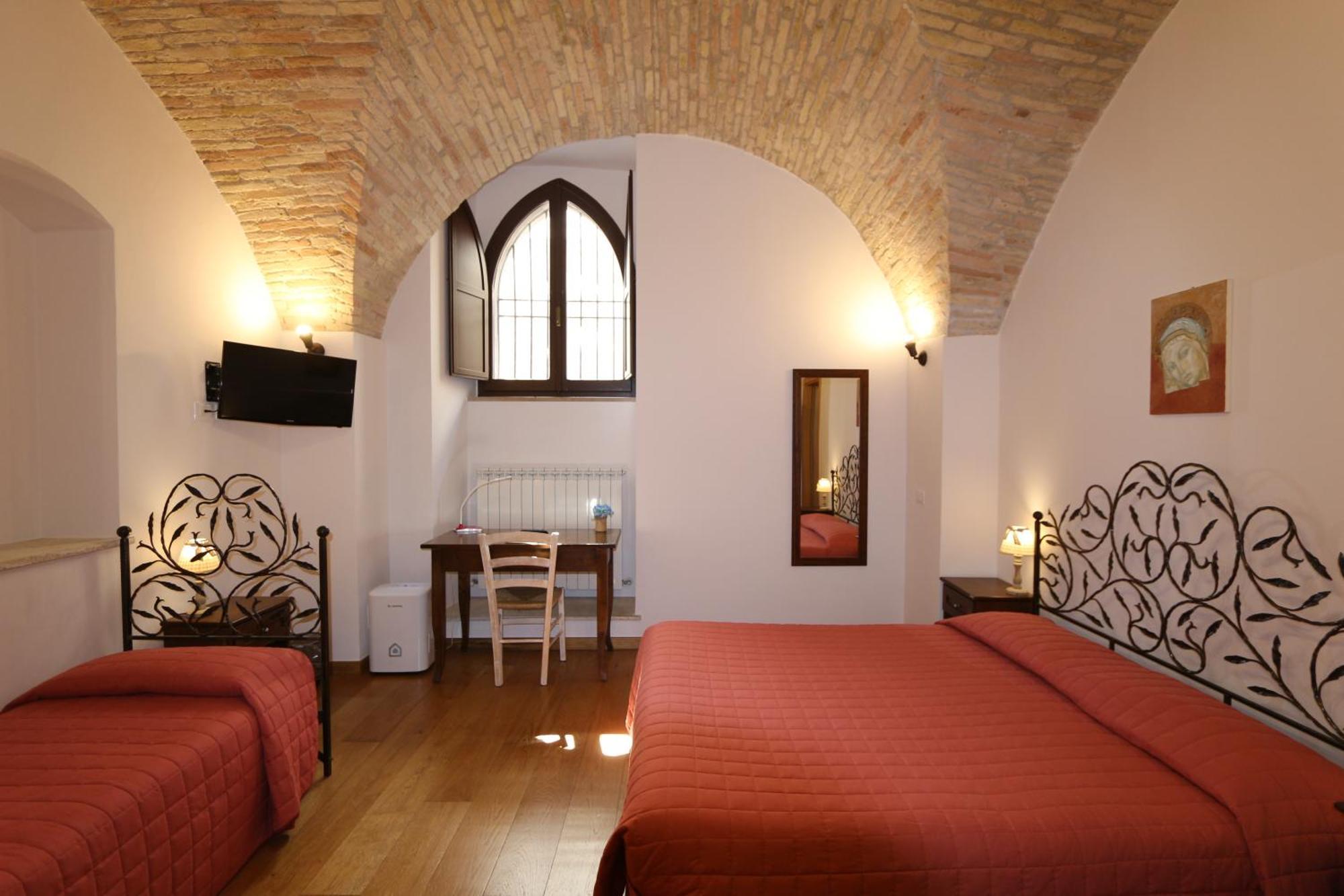 La Casina Colorata Hotel Assisi Exterior photo