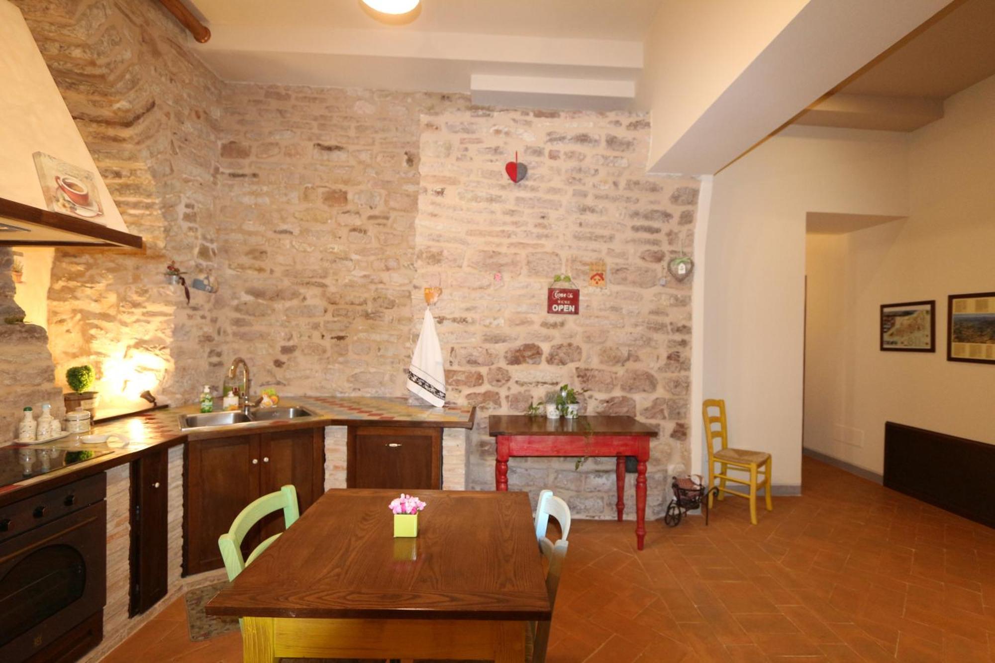 La Casina Colorata Hotel Assisi Exterior photo