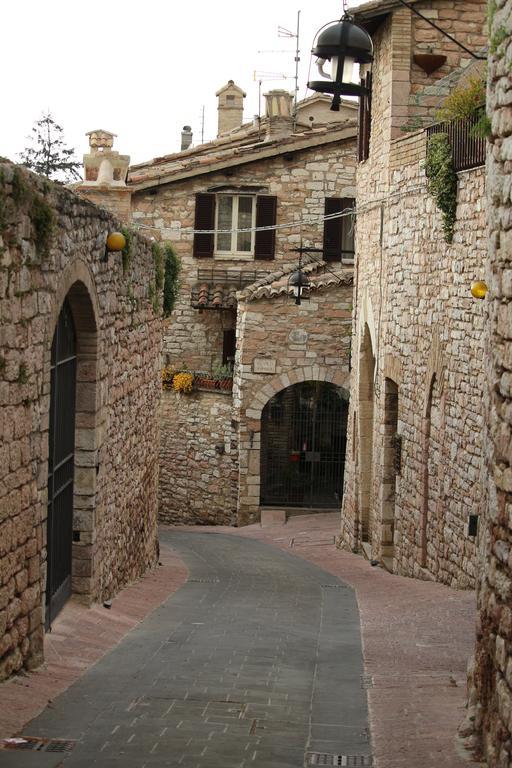 La Casina Colorata Hotel Assisi Exterior photo